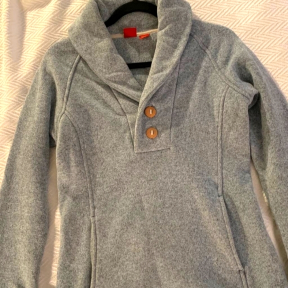 Eastern Mountain Sports, Women’s small Pullover, gray cowl neck Henley EMS